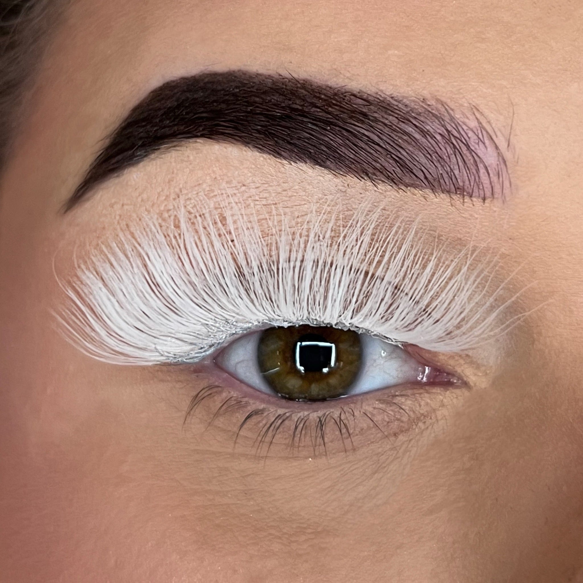 SPILT MILK LASHES