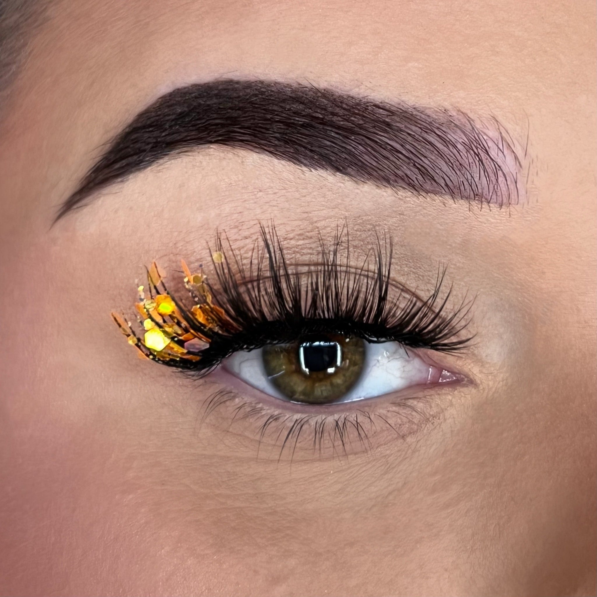 GROOVIN' THE MOO LASHES