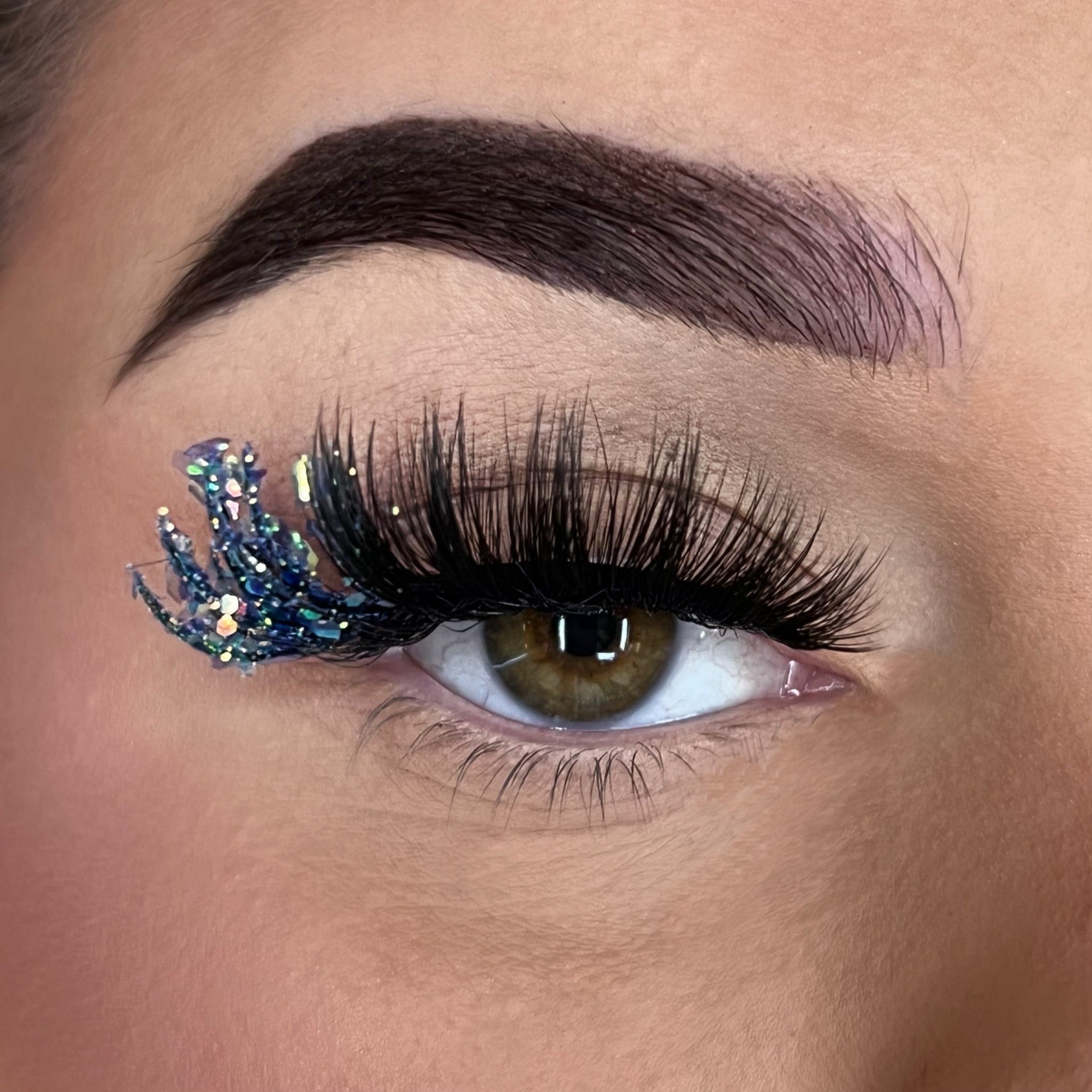 BEYOND THE VALLEY LASHES