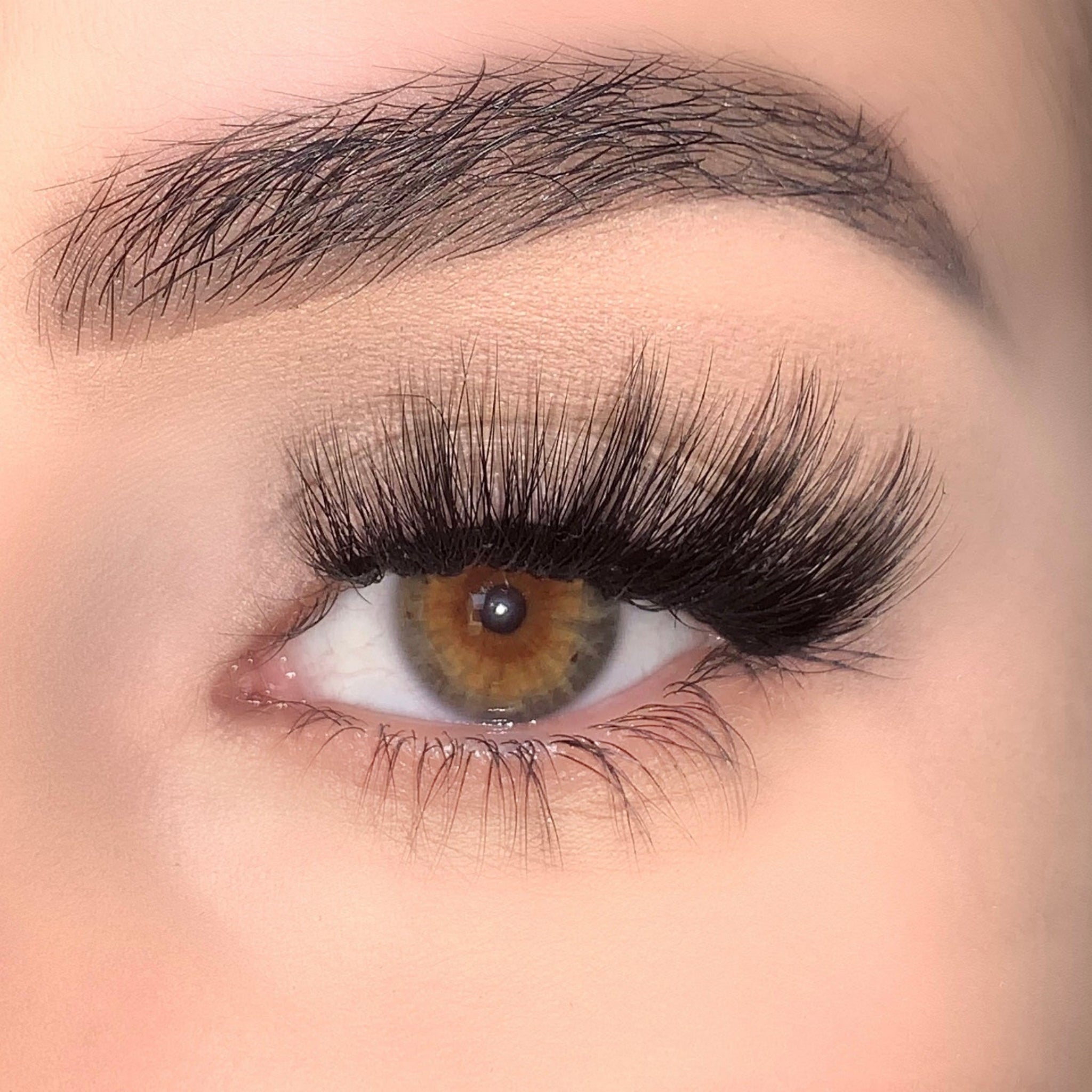 BLESS UP LASHES